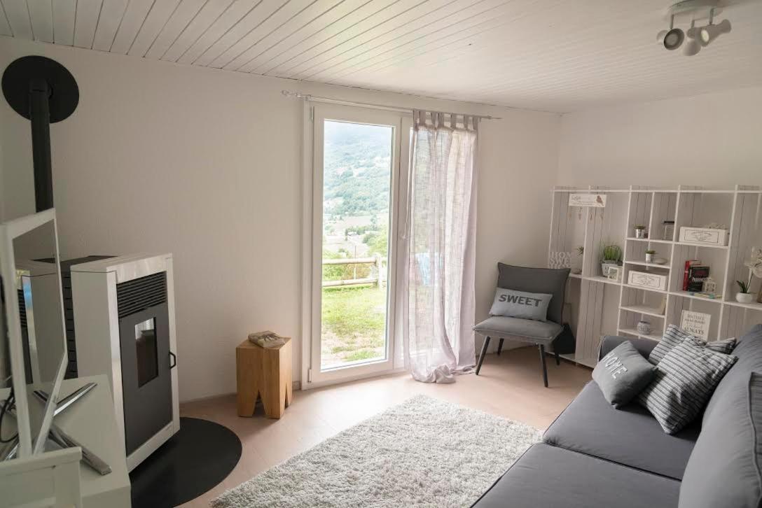 Modern Charme Studio In Chalet Villa Ponto Valentino Eksteriør bilde